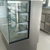 Сладкарска хладилна витрина 2 метра , снимка 1 - Витрини - 40255896