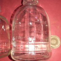  Измерителни бутилки от Формовано Стъкло-PYROVER-1970те , снимка 2 - Други ценни предмети - 32826275
