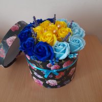 Голяма кутия със сапунени рози , снимка 7 - Изкуствени цветя - 38114729