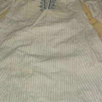На вашето внимание - 100 годишна домашно тъкана дамска риза., снимка 1 - Антикварни и старинни предмети - 43493179