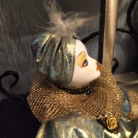 Колекционерска порцеланова кукла , снимка 4 - Колекции - 38409657