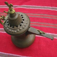Османски звънящ ибрик кафеник чайник, снимка 2 - Антикварни и старинни предмети - 35281775