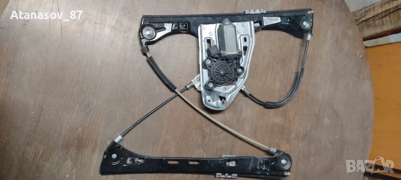 Части от лява врата Мерцедес W203 Mercedes седан, снимка 1