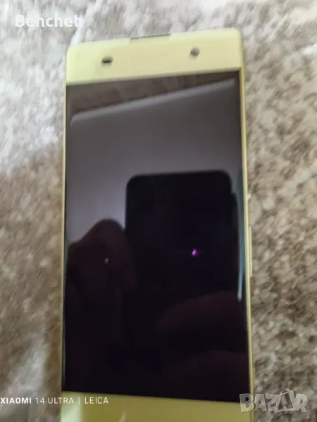 Sony XA Yellow за части, снимка 1