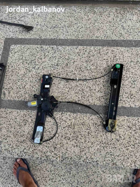 Комплект стъклоподигач+моторче предна дясна врата на Range Rover Evoque само за 150лв. BJ3223200AG, снимка 1