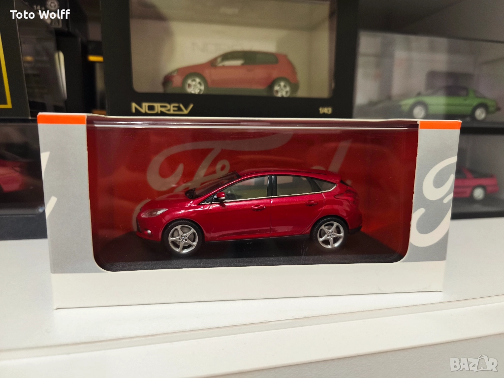 Ford Focus Mk3 '2011 - Minichamps - 1/43, снимка 1