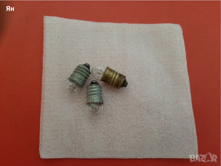 Малки Електрическа Крушки/Лампи -13.5V-Е9-3бр. , снимка 1
