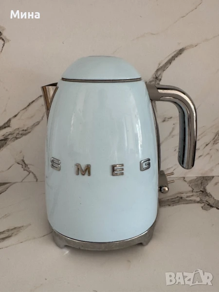 Електрическа кана Smeg в пастелно синьо, снимка 1