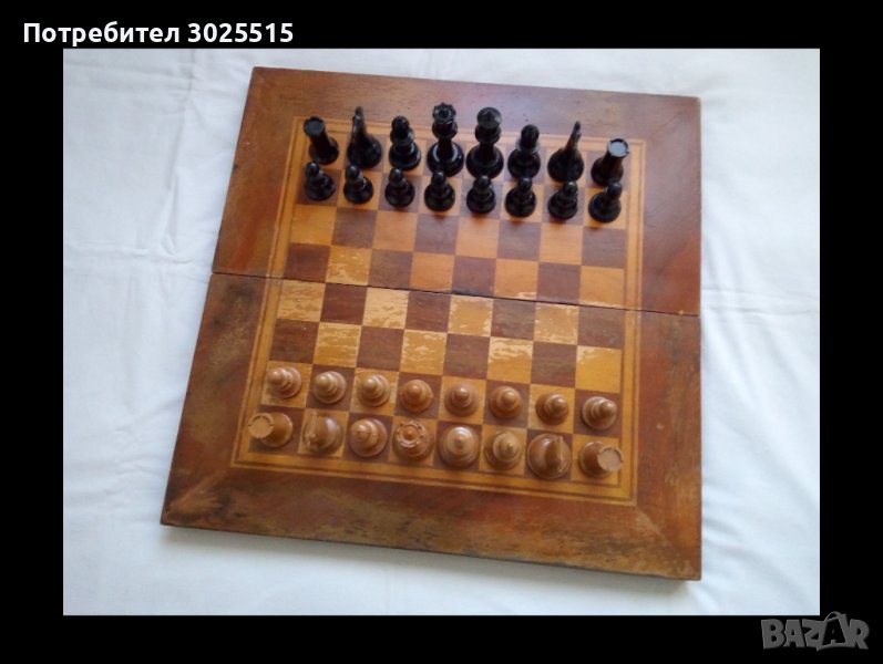 Стар шах за игра в дървена кутия, голяма, дървена табла , снимка 1