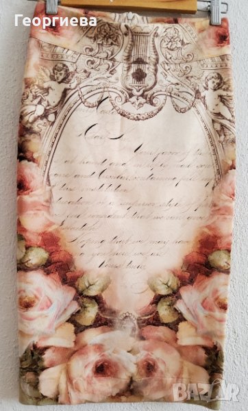 Бутикова пола с принт рози, снимка 1