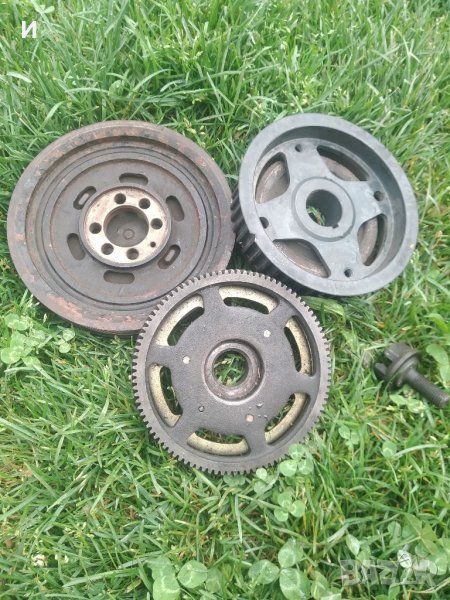 Демпферна шайба Мазда 5/6, снимка 1