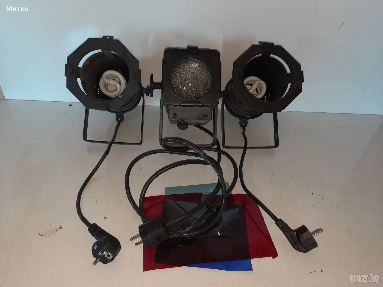 Прожектор MINI PC 300 W с 2 броя лампи за дискотечно осветление на EUROLITE, снимка 1