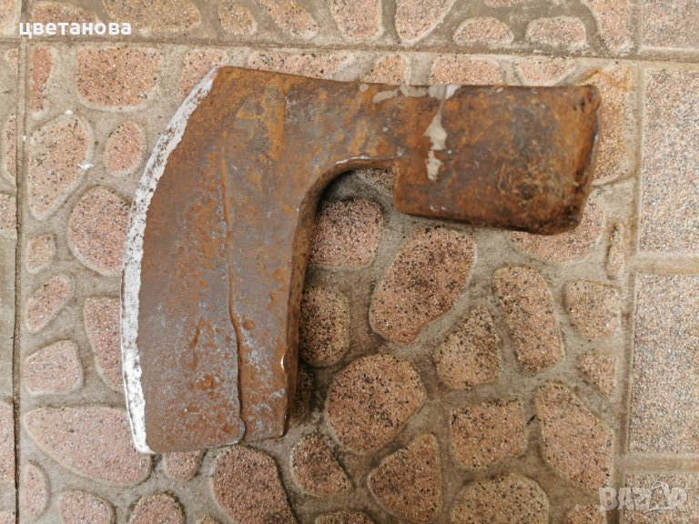 Стара брадва, снимка 1