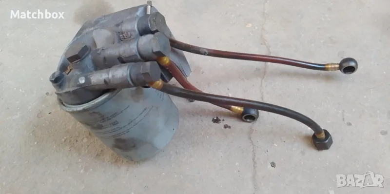 Горивен филтър със щуцерите за Мерцедес 124 250/300Д, снимка 1