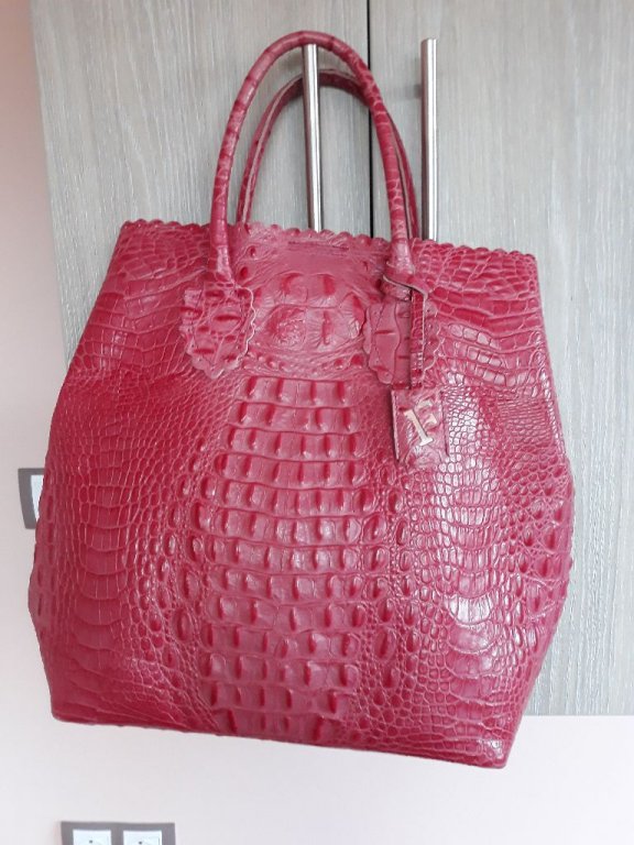 Дамска чанта оригинална на Furla, розова. в Чанти в гр. Смолян - ID37693314  — Bazar.bg