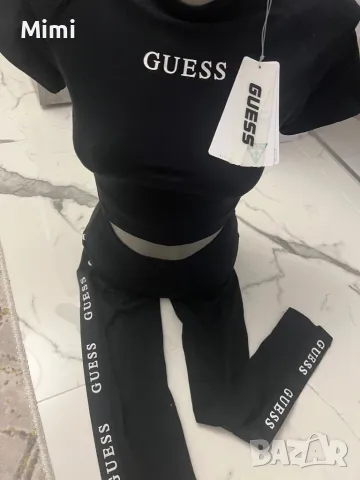 Guess Къса тениска и клин XS/S, снимка 6 - Тениски - 49171299