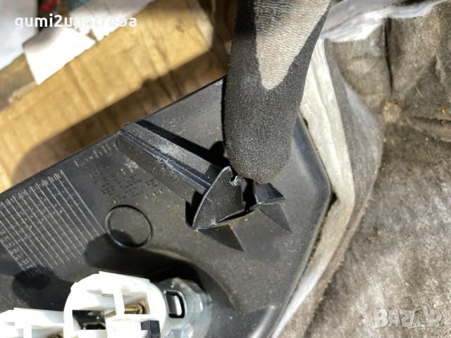 Кора Дясно под Жабка 7L5815174C Porsche Cayenne S 4.5 2005г 9PA, снимка 3 - Части - 52515905