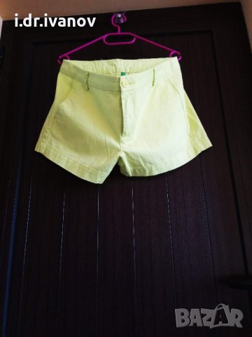 ярко жълти къси маркови памучни панталонки Beneton, снимка 4 - Къси панталони и бермуди - 32855852