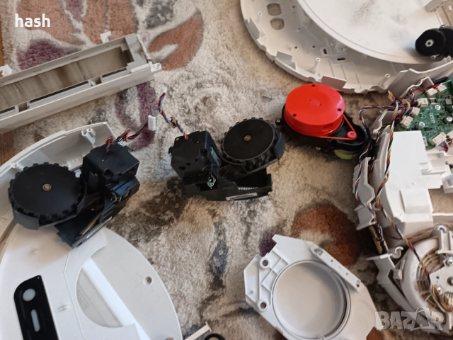 Части за Roborock S5, S6, S7 / налична и станция MAXV Ultra на части, снимка 3 - Прахосмукачки - 51553940