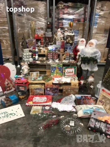 Палети с ЧИСТО НОВА НОВОГОДИШНА СТОКА! Продават се само на ЕДРО!