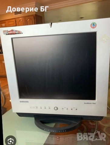 Продавам Samsung SyncMaster 171MP – 17-инчов Smart мултимедиен монитор/TV