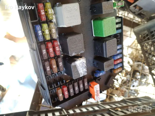 Mercedes-Benz S W221 Fuse module A2215402450, снимка 4 - Части - 48147196