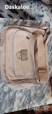 Продавам чанта през рамо тип камел, снимка 1
