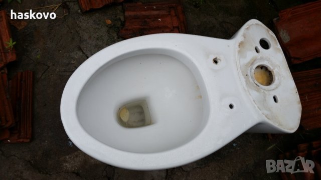 Тоалетна чиния - гърне, снимка 2 - Душ кабини и вани - 37179605