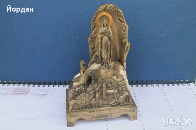 Стара метална фигурка с латерна -мелодия ''Ave Maria"