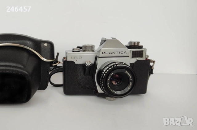 Филмов фотоапарат Praktica LB2 с обектив Domiplan Meyer-Optik 50mm f2.8 и калъф 