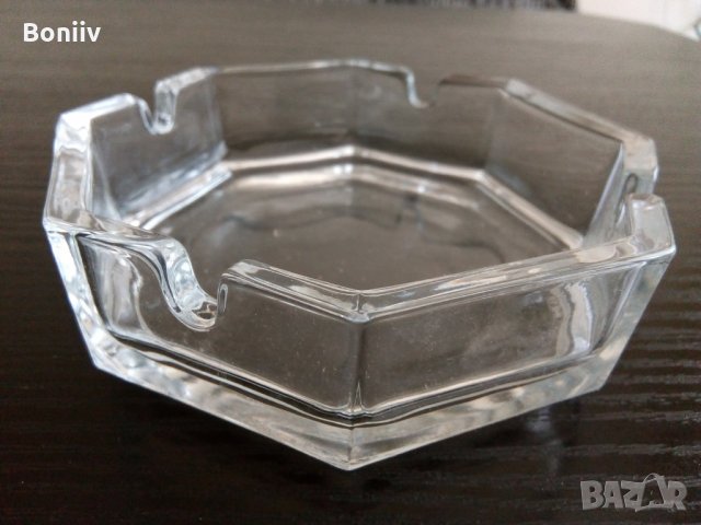 Стъклени пепелници - 2 бр, снимка 2 - Други - 33251851