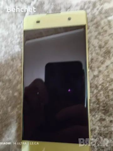 Sony XA Yellow за части