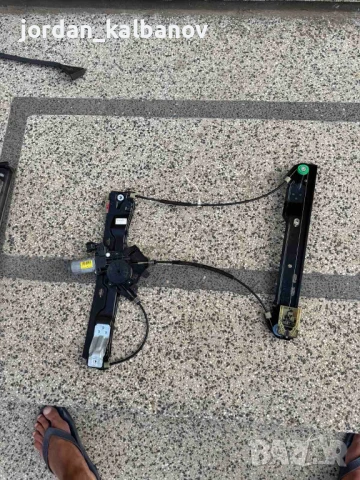 Комплект стъклоподигач+моторче предна дясна врата на Range Rover Evoque само за 150лв. BJ3223200AG