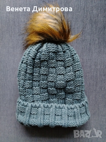 Дамски шал, шапка и гети за зимата