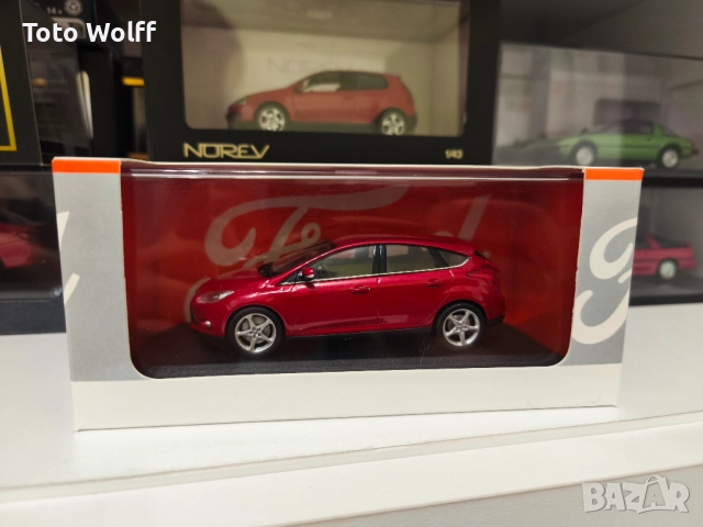 Ford Focus Mk3 '2011 - Minichamps - 1/43