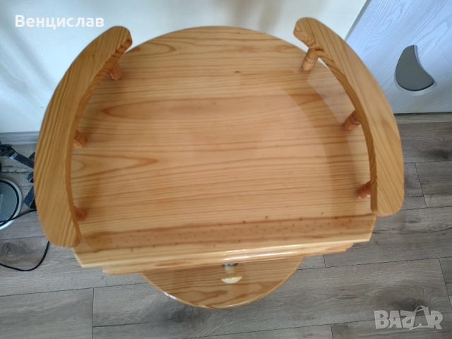 Нощно шкафче от чисто дърво /цветарник/, снимка 3 - Шкафове - 52925896