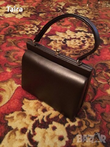 Продавам кожена английска дамска чанта с къса дръжкa, снимка 6 - Чанти - 43092781