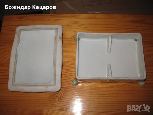 Красива порцеланова кутия, за карти или бижута.Цена 25 лева-(9.20 €).Пращам по Еконт., снимка 6 - Антикварни и старинни предмети - 50697586