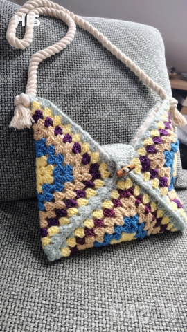 Дамски плетени чанти, ръчно изработени, модерна визия, снимка 17 - Чанти - 34899131