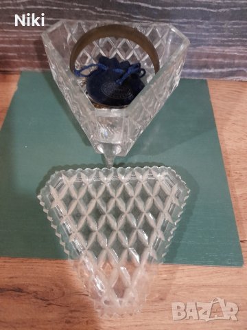 Кристална кутия, снимка 2 - Декорация за дома - 43513220