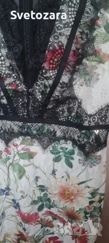 GUESS Los Angeles нежна рокля ,размер S, снимка 5 - Рокли - 51079291