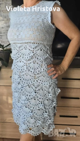 Дамска рокля на волани