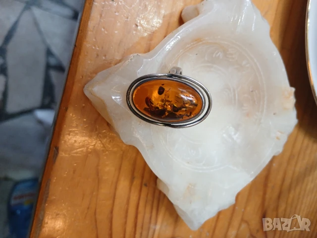 Сребърен пръстен925  с Балтийски кехлибар