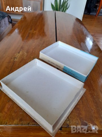 Стара кутия от шоколадови бонбони Таралежки, снимка 7 - Антикварни и старинни предмети - 37734142