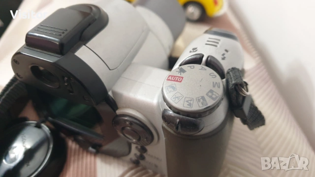 Konica Minolta DiMAGE Z3, снимка 7 - Фотоапарати - 53579760