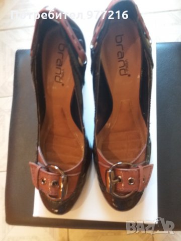 Чисто нови обувки на известната марка Brand, снимка 3 - Дамски обувки на ток - 33296756