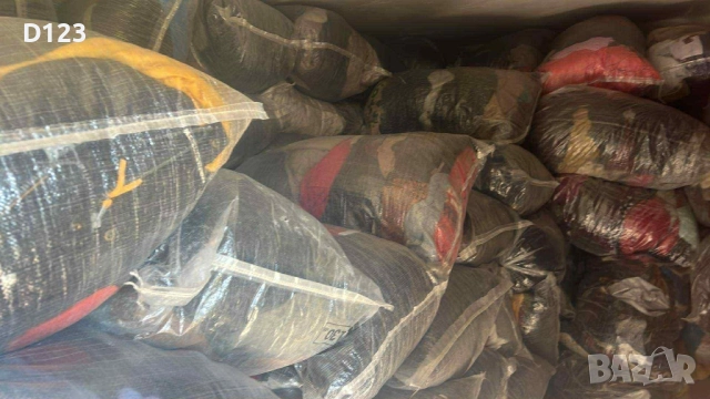 Втора употреба дрехи, снимка 2 - Оборудване за магазин - 52254172