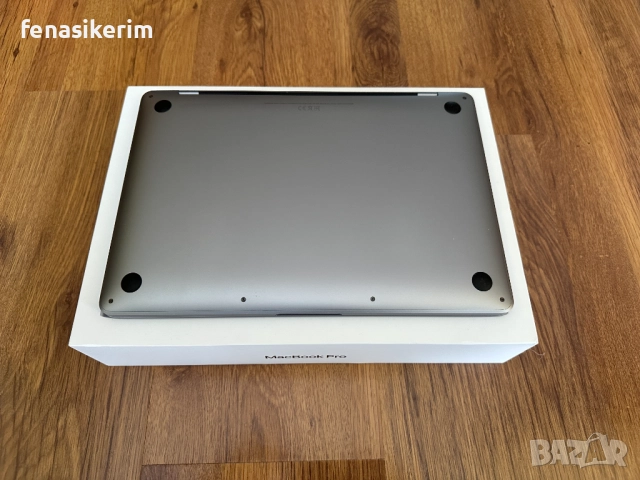 13.3' Apple MacBook Pro M1 2020 Space Grey 16GB RAM/512 GB SSD - Батерия 14ч., снимка 3 - Лаптопи за работа - 52867651