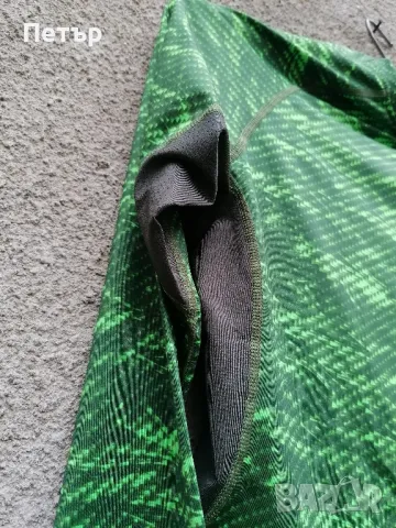 Продавам чисто нова зелена бързосъхнеща тениска с дълъг ръкав Under Armour , снимка 3 - Тениски - 48236331