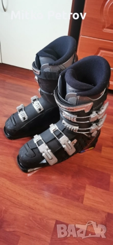 Ски обувки 